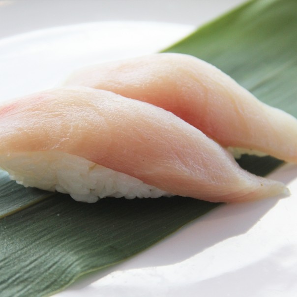 Hamachi Sushi.jpg